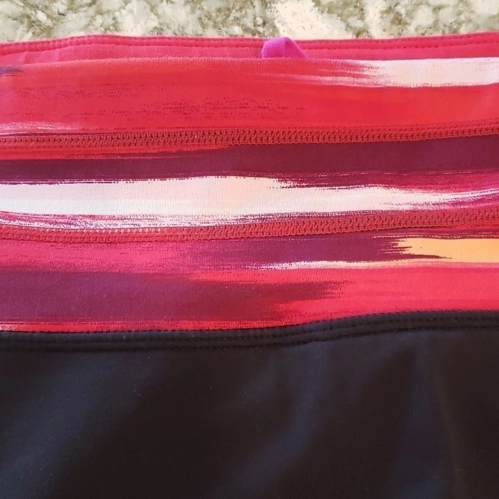Athleta Grenadine Airbrush relay running skort , short and skirt.